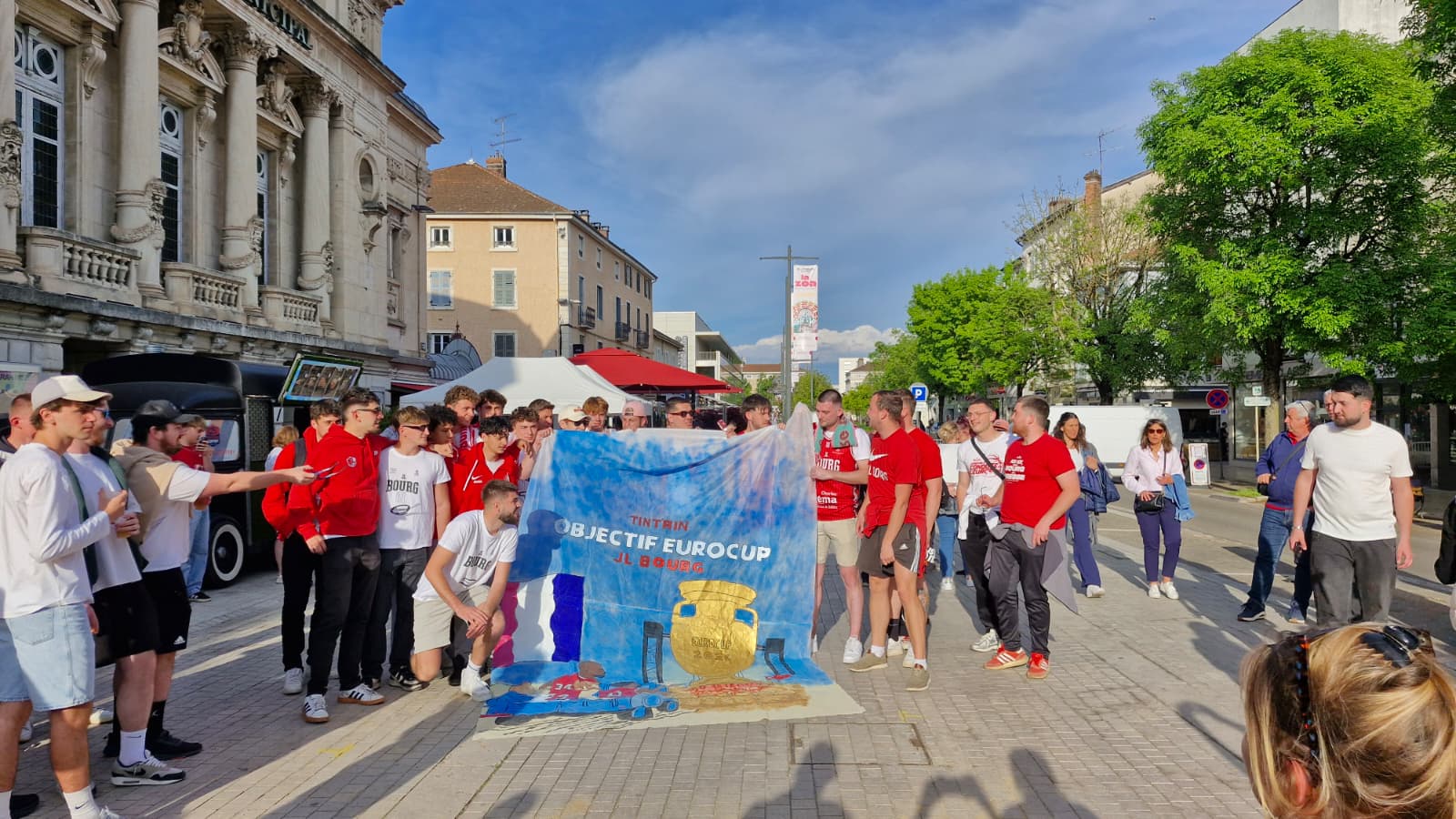 FAN ZONE  DU 22 AVRIL – PLACE DE LA COMÉDIE BOURG-EN-BRESSE