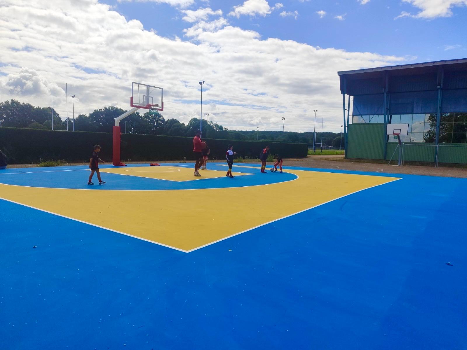 𝗨𝗻 𝗽𝗿𝗼𝗷𝗲𝘁 𝗵𝗮𝘂𝘁 𝗲𝗻 𝗰𝗼𝘂𝗹𝗲𝘂𝗿𝘀 ! 🌈🏀